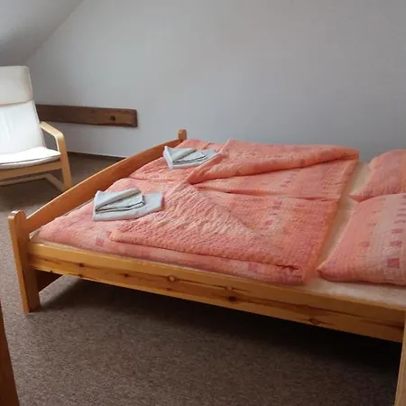 Vanuvecky Dvur 3*